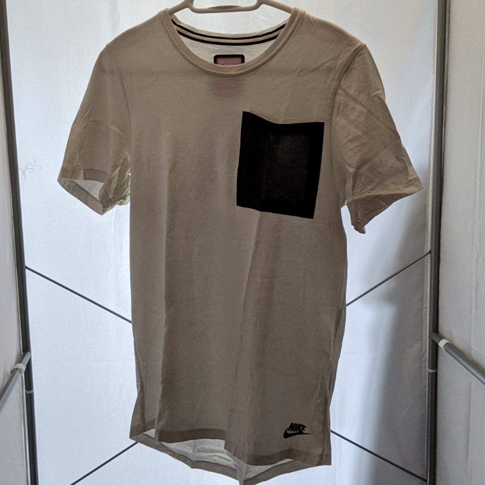 Nike Sportswear Tee